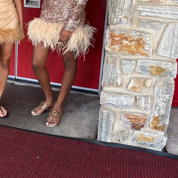 Custom made Dress - Picture 4 of 4